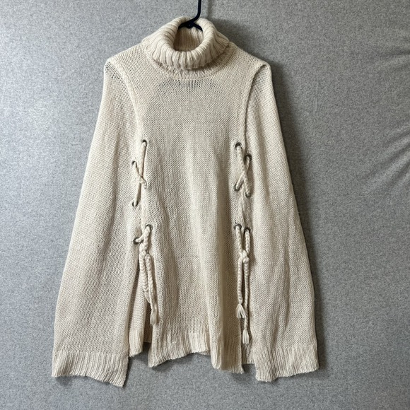 Betsey Johnson Shawl Poncho Sweater Women's 0ne Size Beige Comfycore Boho Cape - Picture 1 of 8